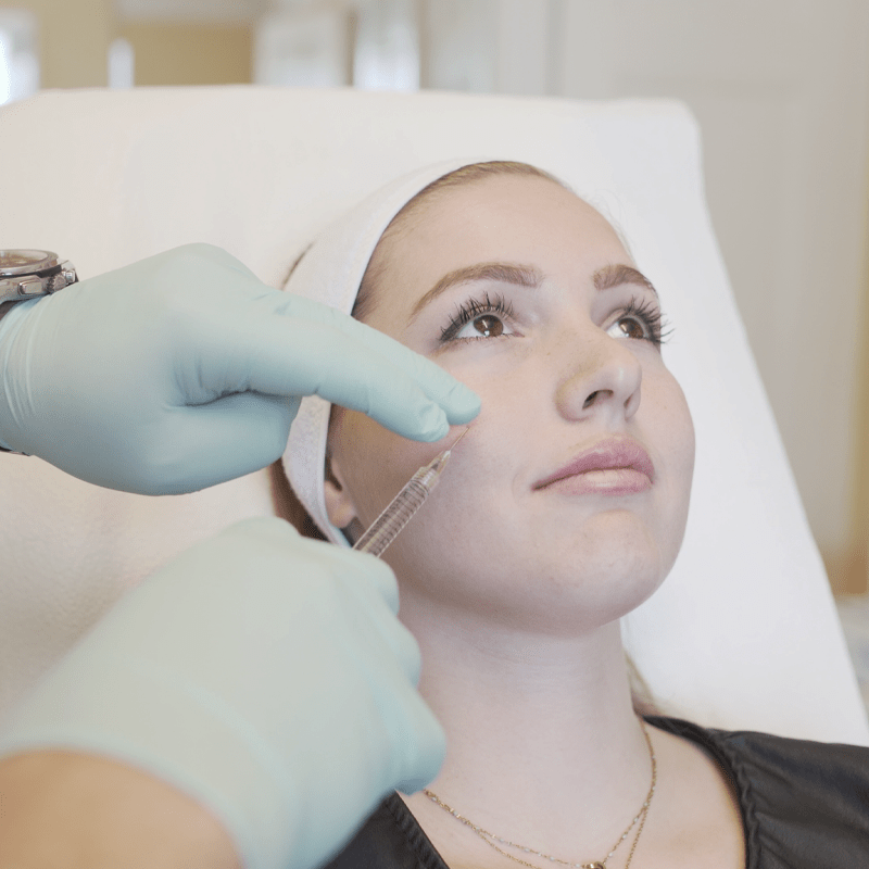 CERNES, CREUX, ET CONTOUR DES YEUX CENTRE ESTHÉTIQUE : DOCTEUR NASSER MADI médecine esthétique